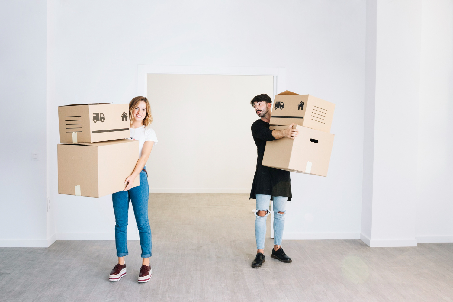 DIY Moving vs. Professional Movers: Which Way Is Best for You?